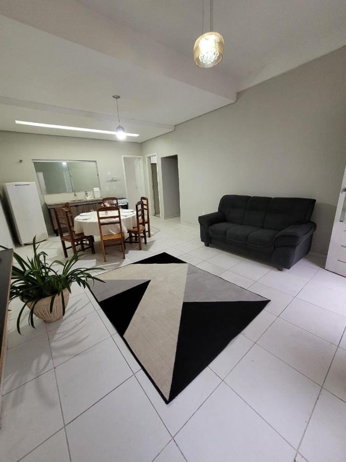 Sobrado 6 Amplo E Confortavel Em Condominio Корумба Екстериор снимка